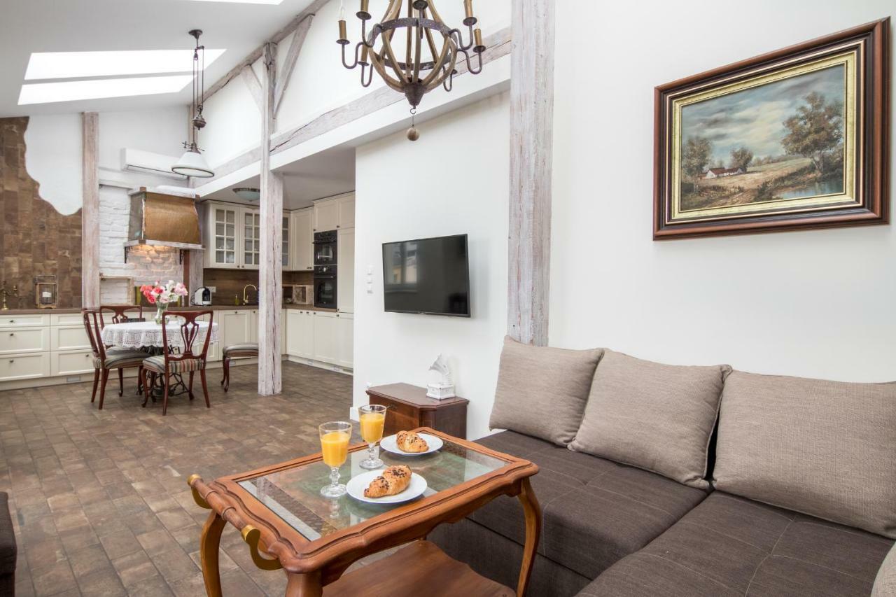 Cheerful Air Conditioned Apartment With Mezzanine And Parking - Old Town Kraków Eksteriør billede