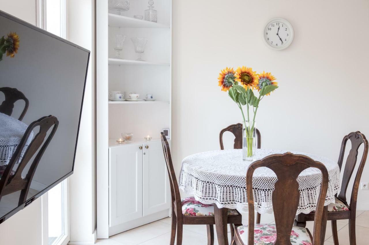 Cheerful Air Conditioned Apartment With Mezzanine And Parking - Old Town Kraków Eksteriør billede