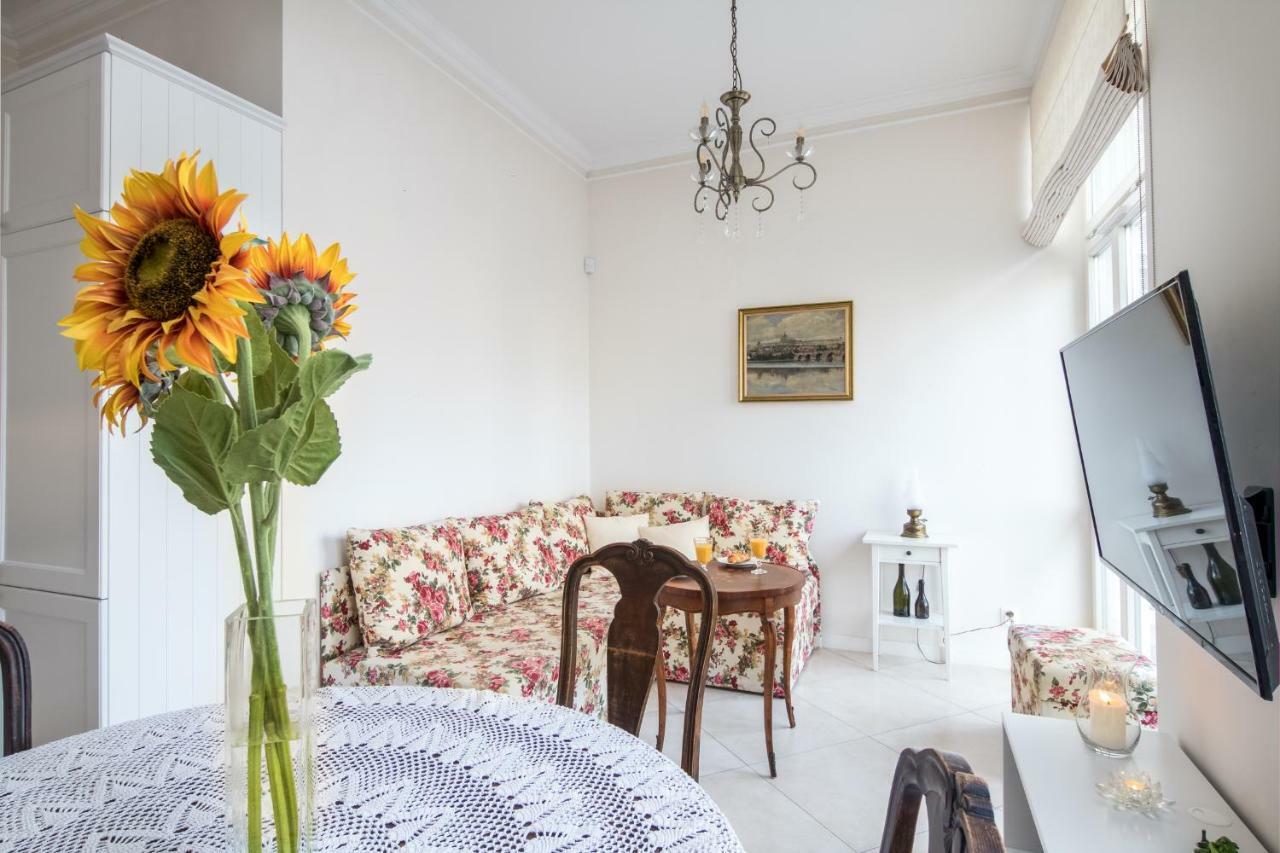 Cheerful Air Conditioned Apartment With Mezzanine And Parking - Old Town Kraków Eksteriør billede