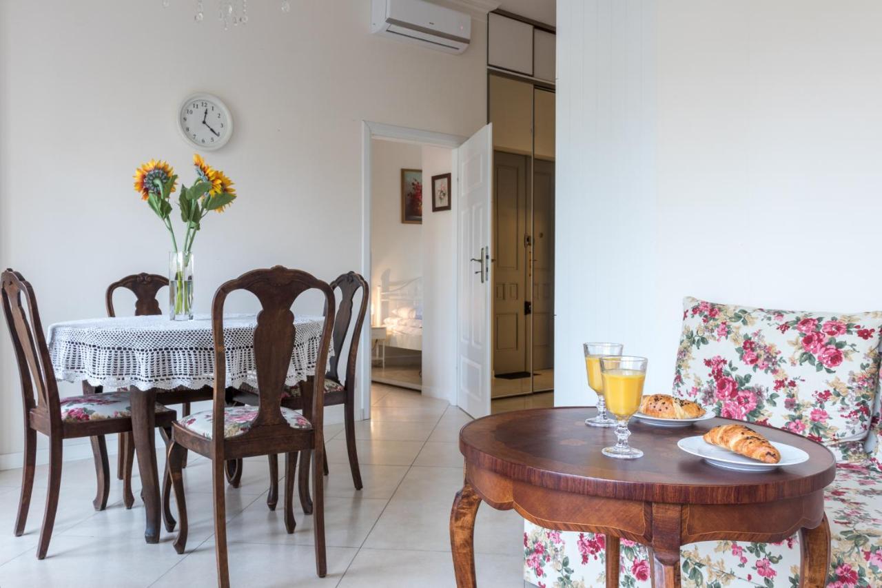 Cheerful Air Conditioned Apartment With Mezzanine And Parking - Old Town Kraków Eksteriør billede