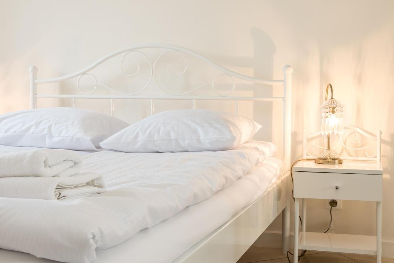 Cheerful Air Conditioned Apartment With Mezzanine And Parking - Old Town Kraków Eksteriør billede